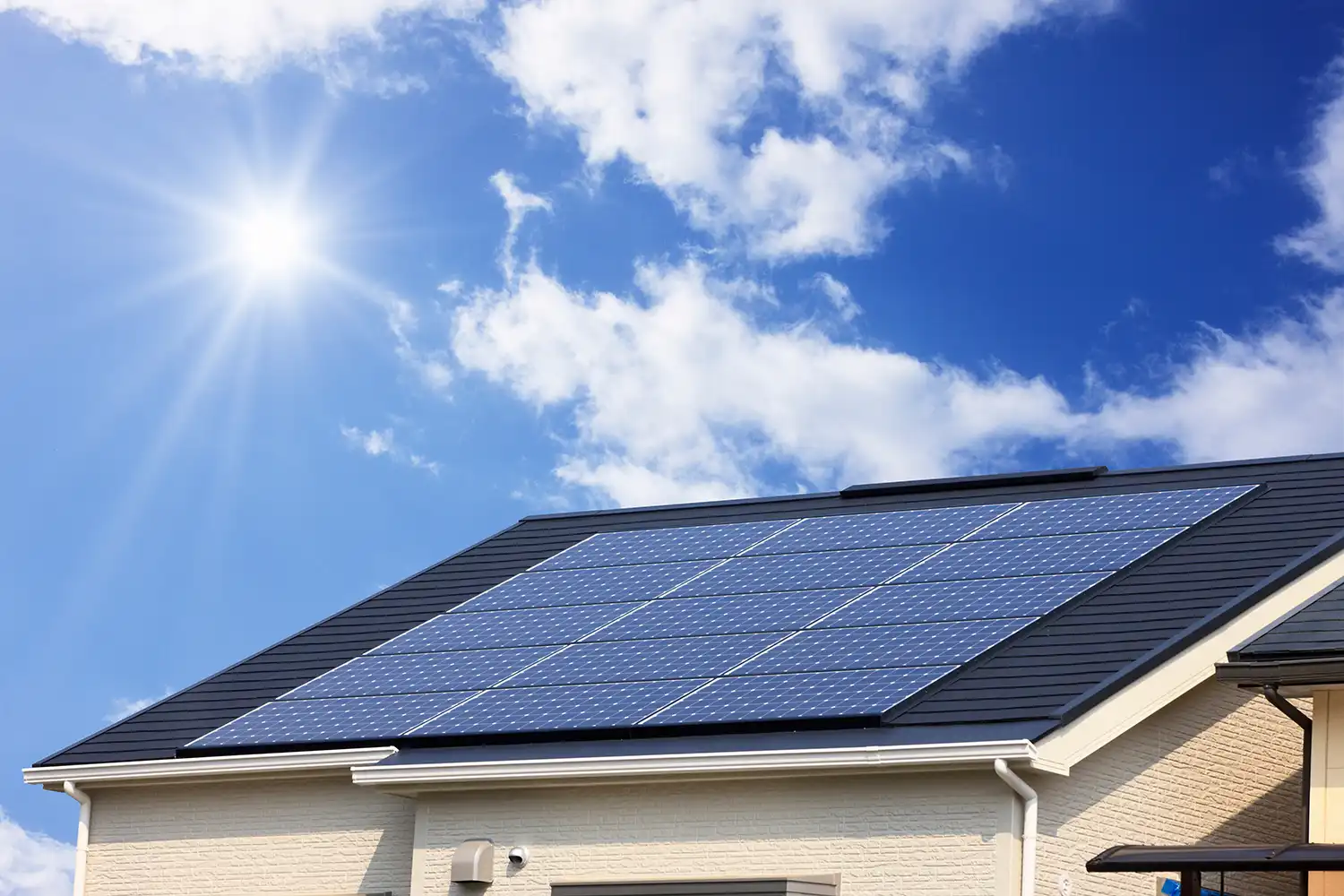 太陽光発電とG2水準の住まいイメージ