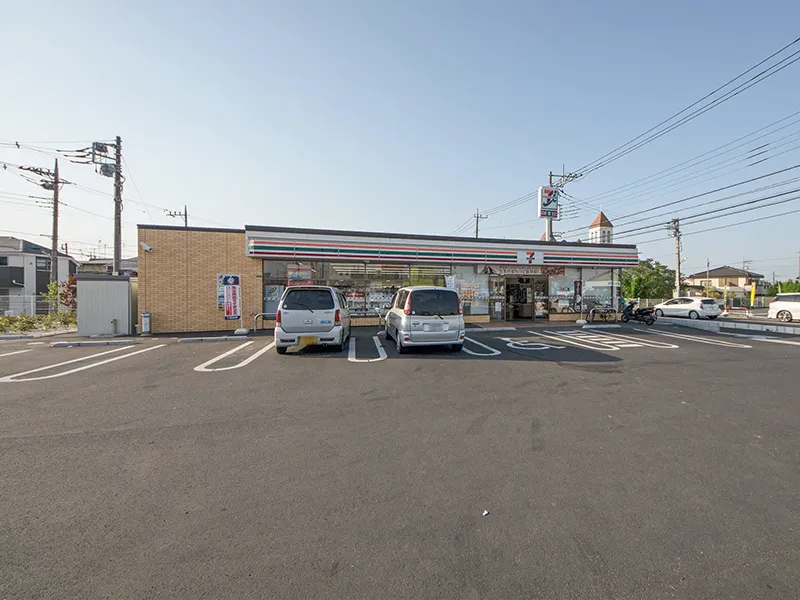 セブンイレブン狭山根岸店